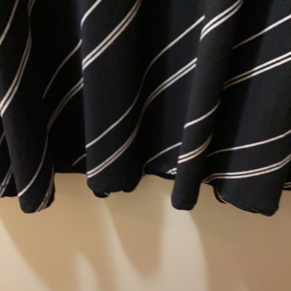DENVER HAYES Black and White stripe Maxi skirt NWT - Picture 3 of 3